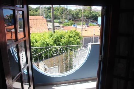 Casa à venda com 180m², 3 quartos e 3 vagasVaranda