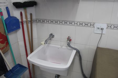 Casa à venda com 180m², 3 quartos e 3 vagasÁrea de Serviço