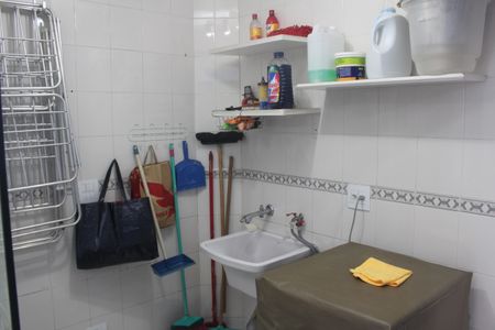 Casa à venda com 180m², 3 quartos e 3 vagasÁrea de Serviço