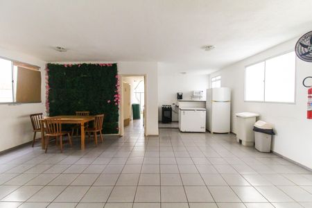 Apartamento para alugar com 40m², 2 quartos e sem vagaÁrea comum - Salão de festas