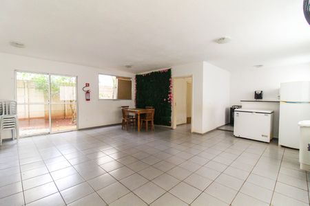Apartamento para alugar com 40m², 2 quartos e sem vagaÁrea comum - Salão de festas