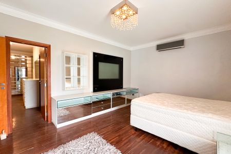 Casa para alugar com 325m², 4 quartos e 5 vagasSuíte 3