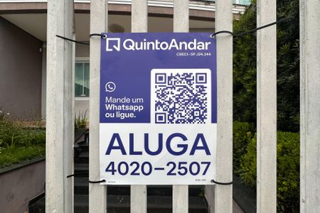 Casa para alugar com 325m², 4 quartos e 5 vagasPlaca