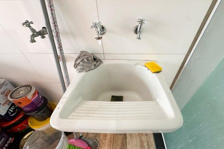 Casa para alugar com 325m², 4 quartos e 5 vagasÁrea de Serviço