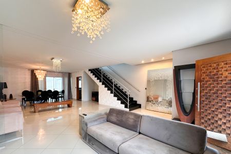 Sala de casa para alugar com 4 quartos, 325m² em Parque dos Passaros, São Bernardo do Campo