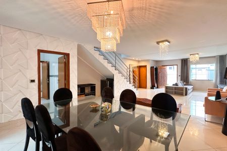 Casa para alugar com 325m², 4 quartos e 5 vagasSala de Jantar