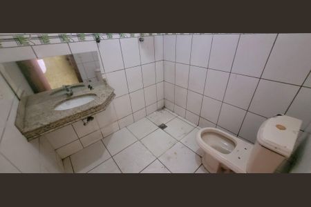 Casa para alugar com 200m², 3 quartos e 3 vagas Casa para alugar com 200m², 3 quartos e 3 vagasbanheiro superior