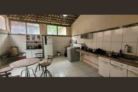 Casa para alugar com 200m², 3 quartos e 3 vagas Casa para alugar com 200m², 3 quartos e 3 vagascozinha