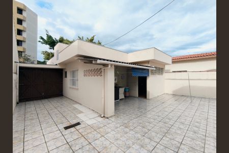 Casa à venda com 138m², 3 quartos e 3 vagasQuintal e Churrasqueira