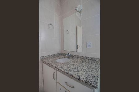 Casa à venda com 210m², 4 quartos e 3 vagasBanheiro da Suíte