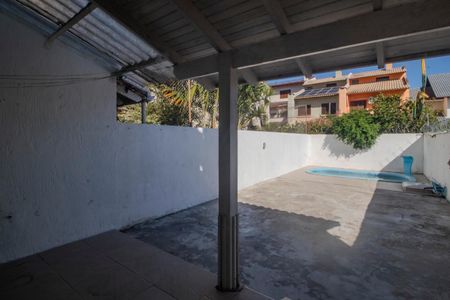 Casa à venda com 210m², 4 quartos e 3 vagasQuinta/Piscina