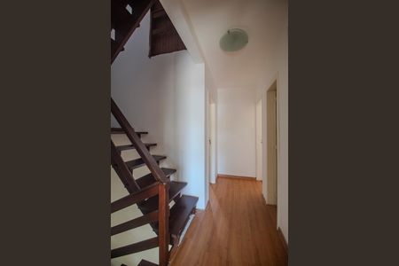 Casa à venda com 210m², 4 quartos e 3 vagasCorredor