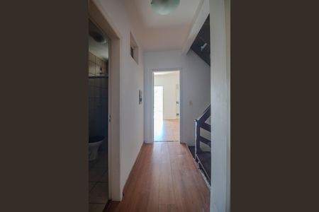 Casa à venda com 210m², 4 quartos e 3 vagasCorredor