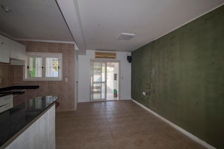 Casa à venda com 210m², 4 quartos e 3 vagasSala/Cozinha