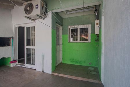 Casa à venda com 210m², 4 quartos e 3 vagasQuinta/Piscina