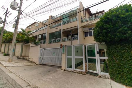 Apartamento à venda com 38m², 1 quarto e 1 vagaFachada