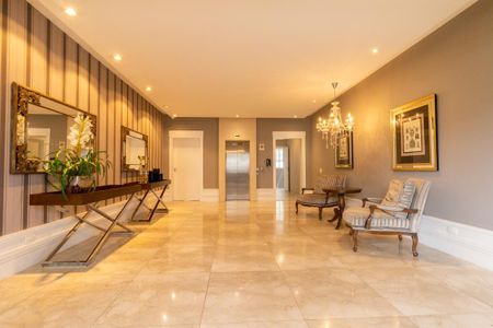 Apartamento para alugar com 187m², 4 quartos e sem vaga Apartamento para alugar com 187m², 4 quartos e sem vagaHall de entrada