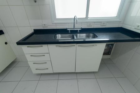 Apartamento para alugar com 187m², 4 quartos e sem vaga Apartamento para alugar com 187m², 4 quartos e sem vagaCozinha