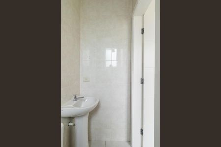 Apartamento para alugar com 187m², 4 quartos e sem vaga Apartamento para alugar com 187m², 4 quartos e sem vagaBanheiro de Serviço