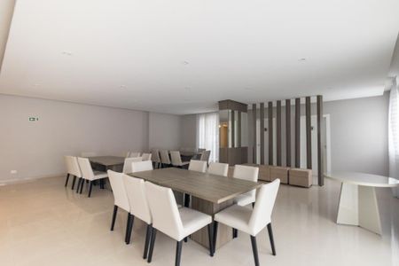 Apartamento para alugar com 187m², 4 quartos e sem vaga Apartamento para alugar com 187m², 4 quartos e sem vagaÁrea comum - Salão de festas