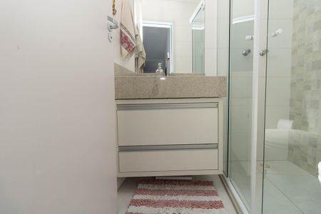 Casa de condomínio à venda com 115m², 2 quartos e 2 vagasBanheiro Social