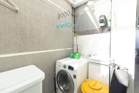 Casa de condomínio à venda com 115m², 2 quartos e 2 vagasCozinha e Área de Serviço