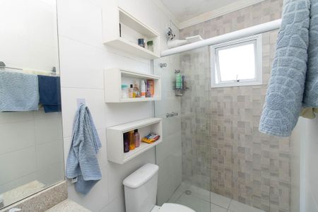 Casa de condomínio à venda com 115m², 2 quartos e 2 vagasBanheiro da Suíte