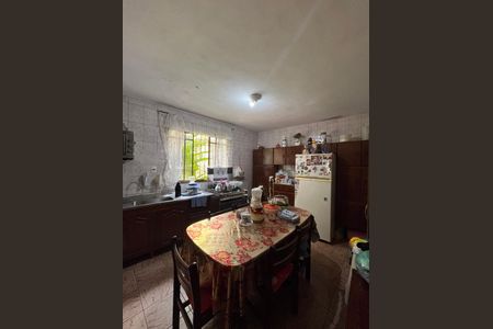 Casa à venda com 161m², 3 quartos e 2 vagasCasa 1 - Cozinha