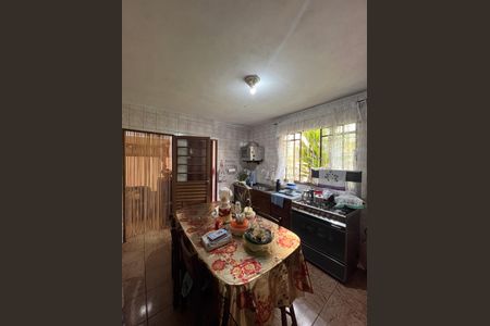 Casa à venda com 161m², 3 quartos e 2 vagasCasa 1 - Cozinha