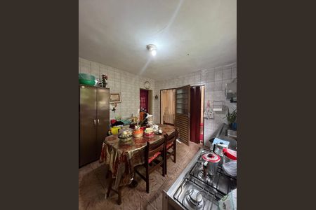 Casa à venda com 161m², 3 quartos e 2 vagasCasa 1 - Cozinha