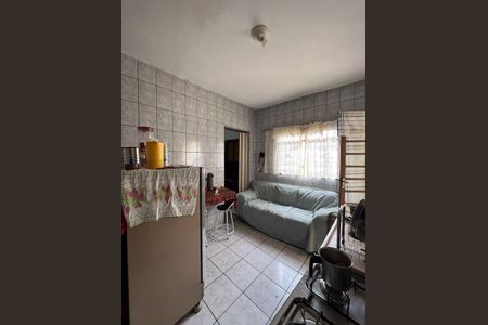 Casa à venda com 161m², 3 quartos e 2 vagasCasa 2 - Cozinha