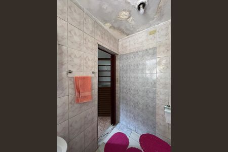 Casa à venda com 161m², 3 quartos e 2 vagasCasa 1 - Banheiro