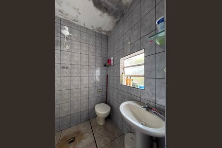 Casa à venda com 161m², 3 quartos e 2 vagasCasa 2 - Banheiro