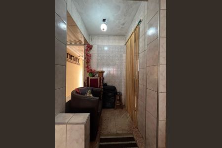 Casa à venda com 161m², 3 quartos e 2 vagasEntrada