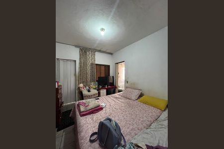 Casa à venda com 161m², 3 quartos e 2 vagasCasa 2 - Quarto 2