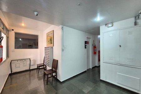 Studio à venda com 34m², 1 quarto e 1 vaga Studio à venda com 34m², 1 quarto e 1 vagaHall de Entrada