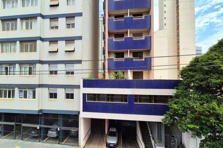 Vista do Quarto  de kitnet/studio à venda com 1 quarto, 34m² em Centro, Campinas