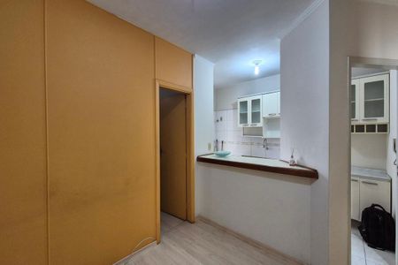 Sala de kitnet/studio à venda com 1 quarto, 34m² em Centro, Campinas