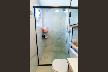 Apartamento à venda com 61m², 2 quartos e 1 vaga Apartamento à venda com 61m², 2 quartos e 1 vagaBanheiro da Suíte
