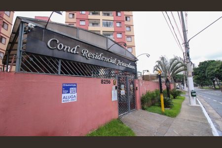 Apartamento para alugar com 64m², 3 quartos e sem vaga