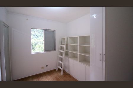 Apartamento para alugar com 64m², 3 quartos e sem vaga