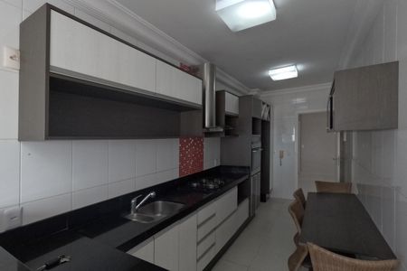 Apartamento para alugar com 114m², 3 quartos e 2 vagasCozinha