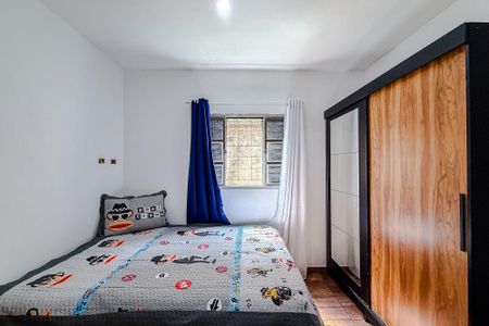 Casa para alugar com 240m², 4 quartos e 4 vagas Casa para alugar com 240m², 4 quartos e 4 vagasQuarto 1 - Suíte