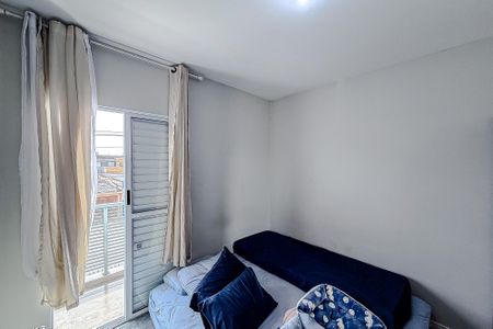 Casa para alugar com 240m², 4 quartos e 4 vagas Casa para alugar com 240m², 4 quartos e 4 vagasQuarto 2 (Casa 2)