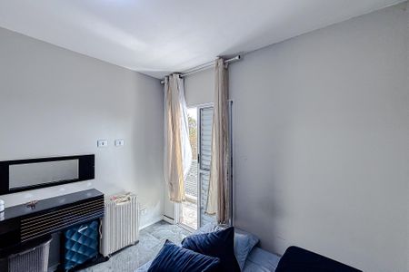 Casa para alugar com 240m², 4 quartos e 4 vagas Casa para alugar com 240m², 4 quartos e 4 vagasQuarto 2 (Casa 2)