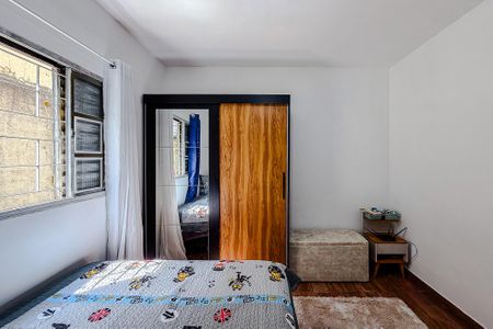 Casa para alugar com 240m², 4 quartos e 4 vagas Casa para alugar com 240m², 4 quartos e 4 vagasQuarto 1 - Suíte