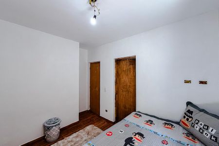 Casa para alugar com 240m², 4 quartos e 4 vagas Casa para alugar com 240m², 4 quartos e 4 vagasQuarto 1 - Suíte