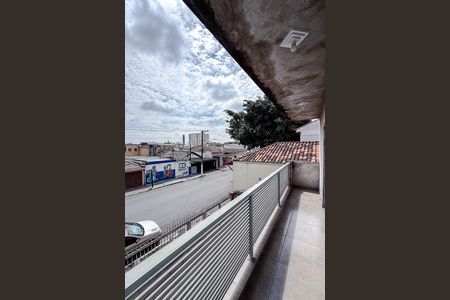 Casa para alugar com 240m², 4 quartos e 4 vagas Casa para alugar com 240m², 4 quartos e 4 vagasVaranda do Quarto 1 (Casa 2)