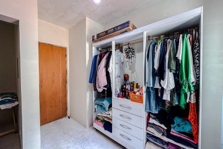 Casa para alugar com 240m², 4 quartos e 4 vagas Casa para alugar com 240m², 4 quartos e 4 vagasQuarto 2
