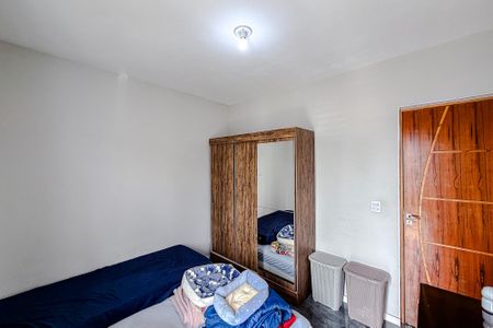 Casa para alugar com 240m², 4 quartos e 4 vagas Casa para alugar com 240m², 4 quartos e 4 vagasQuarto 2 (Casa 2)